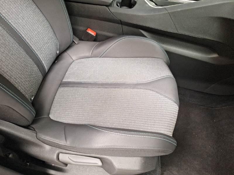 Peugeot 3008 SUV BLUEHDI 130 EAT8 SeS ALLURE PACK - foto 14