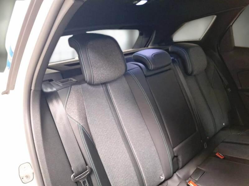 Peugeot 3008 SUV BLUEHDI 130 EAT8 SeS ALLURE PACK - foto 15