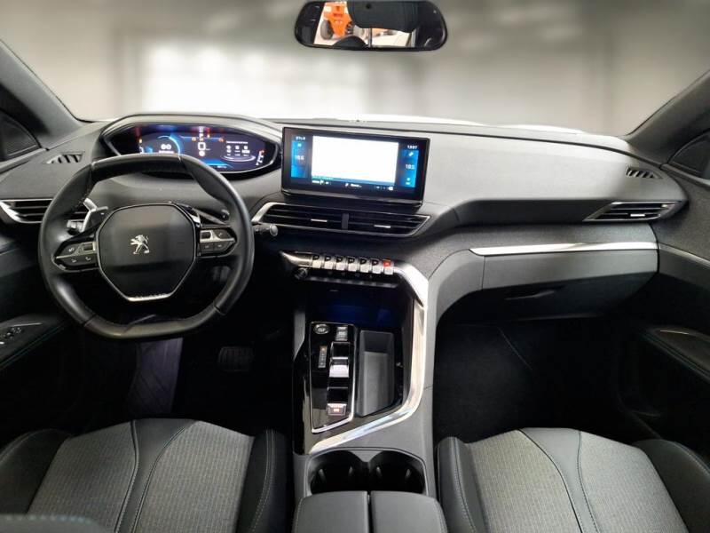 Peugeot 3008 SUV BLUEHDI 130 EAT8 SeS ALLURE PACK - foto 3