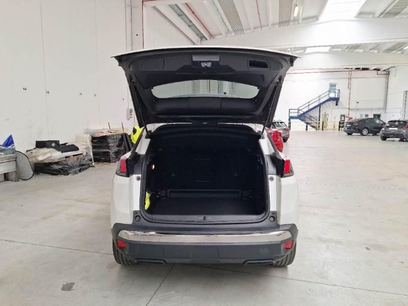 Peugeot 3008 SUV BLUEHDI 130 EAT8 SeS ALLURE PACK - foto 5