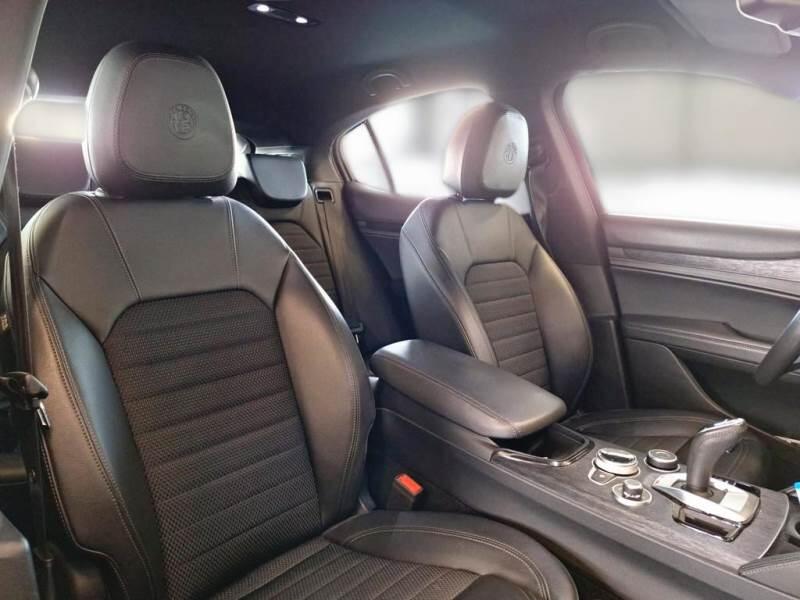 Alfa Romeo Stelvio SUV 2.2 TD 210 CV SPRINT AT8 Q4 - foto 13