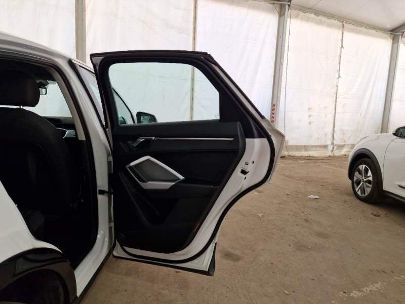 Audi Q3 SUV 35 TDI S TRONIC BUSINESS PLUS - foto 66