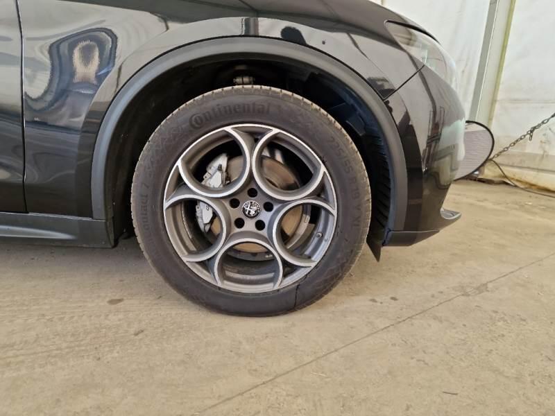 Alfa Romeo Stelvio SUV 2.2 TD 210 CV SPRINT AT8 Q4 - foto 17