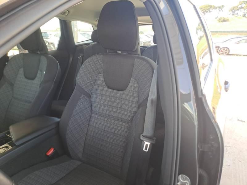 Volvo XC60 SUV B4 D AUTOMATICO CORE - foto 11
