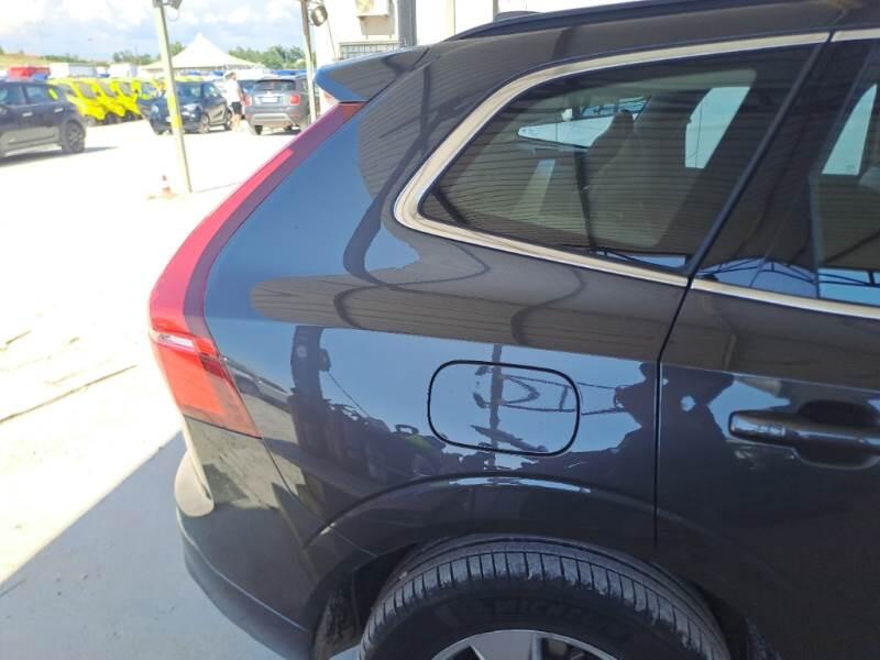 Volvo XC60 SUV B4 D AUTOMATICO CORE - foto 32