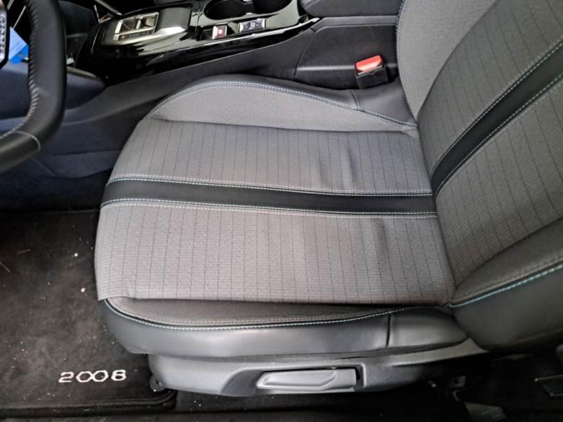 Peugeot P1 CROSSOVER BLUEHDI 130 EAT8 ALLURE PACK SS AUT. - foto 12