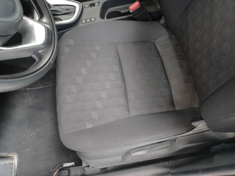 Toyota Yaris BERLINA HYBRID ACTIVE MY24 - foto 12