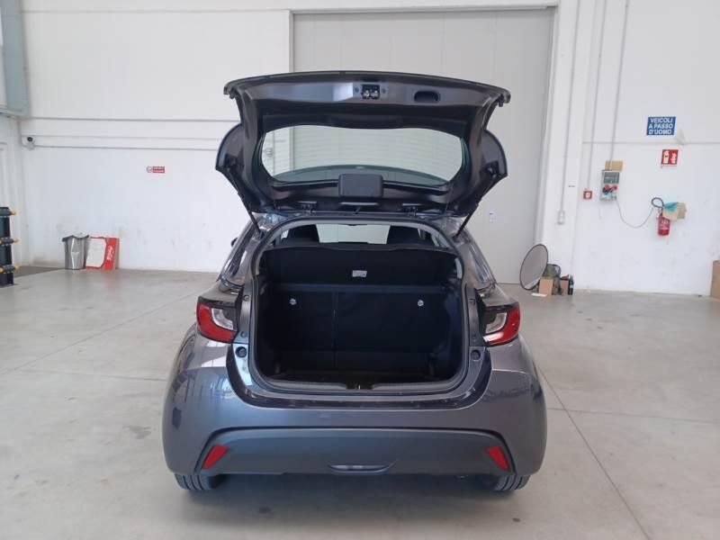 Toyota Yaris BERLINA HYBRID ACTIVE MY24 - foto 5