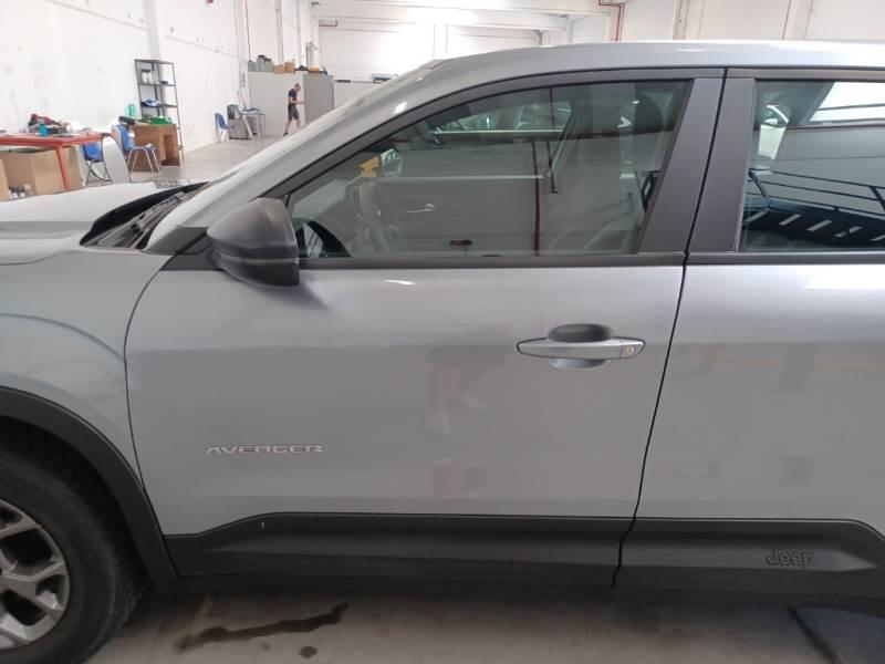 Jeep Avenger SUV 1.2 TURBO LONGITUDE - foto 44