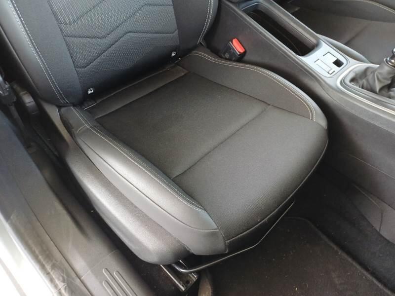 Jeep Avenger SUV 1.2 TURBO ALTITUDE - foto 14