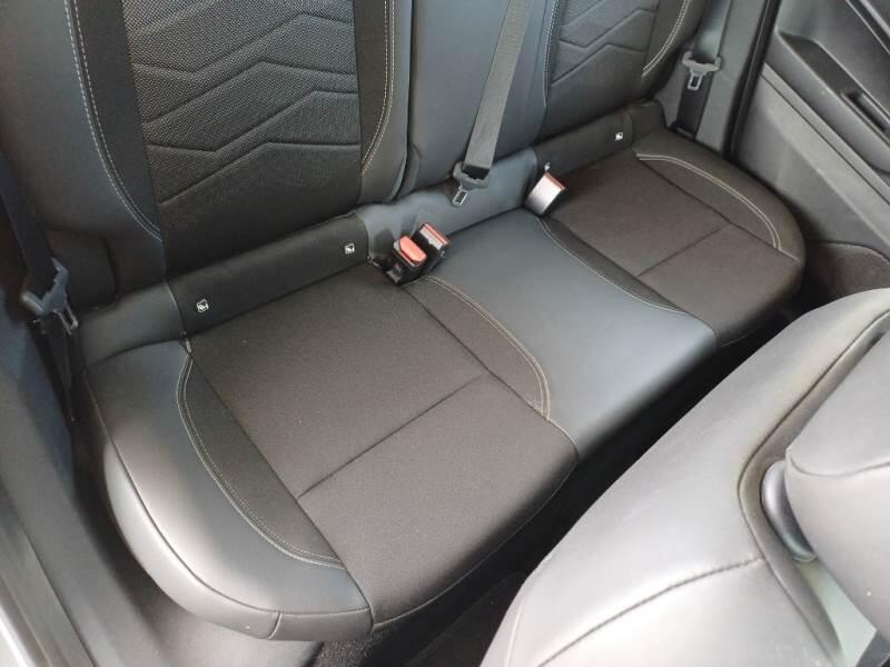 Jeep Avenger SUV 1.2 TURBO ALTITUDE - foto 16