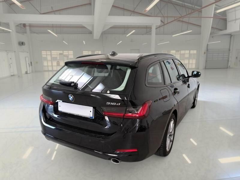BMW Serie 3 Touring STATION WAGON 316D 48V TOURING AUTO - foto 2