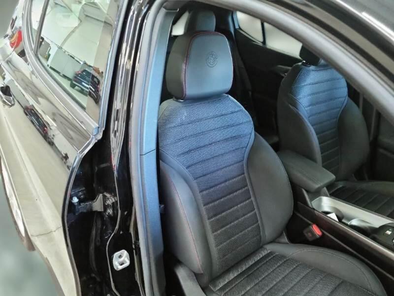 Alfa Romeo Tonale SUV 1.5 130CV HYBRID TCT7 SPRINT - foto 13