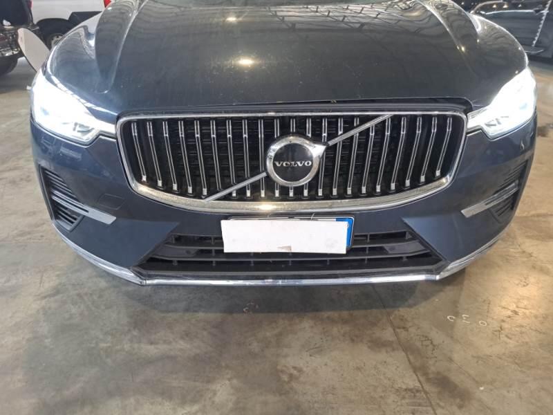 Volvo XC60 SUV T6 PLUG-IN AWD AUTO CORE - foto 36