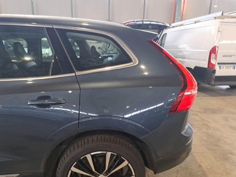Volvo XC60 SUV T6 PLUG-IN AWD AUTO CORE - foto 68
