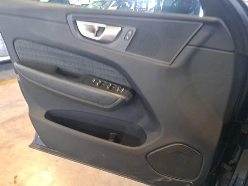 Volvo XC60 SUV T6 PLUG-IN AWD AUTO CORE - foto 94