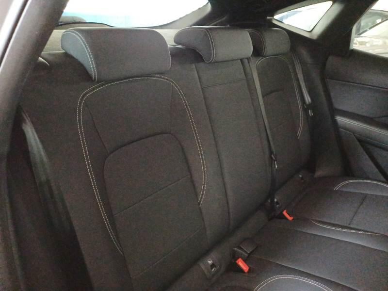 Jaguar E-Pace 2.0D D163 R-DYNAMIC S AUTO 4WD - foto 15