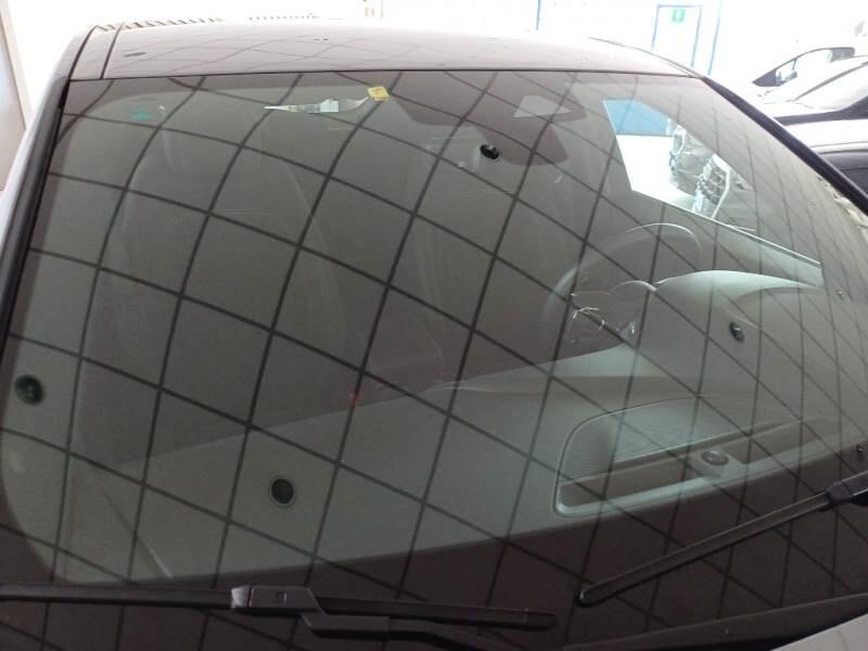 Jaguar E-Pace 2.0D D163 R-DYNAMIC S AUTO 4WD - foto 29