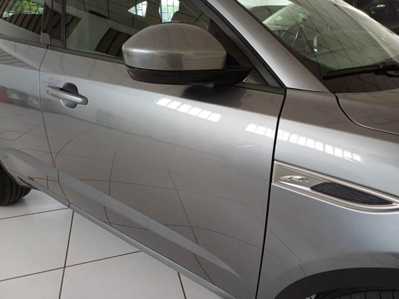 Jaguar E-Pace 2.0D D163 R-DYNAMIC S AUTO 4WD - foto 51