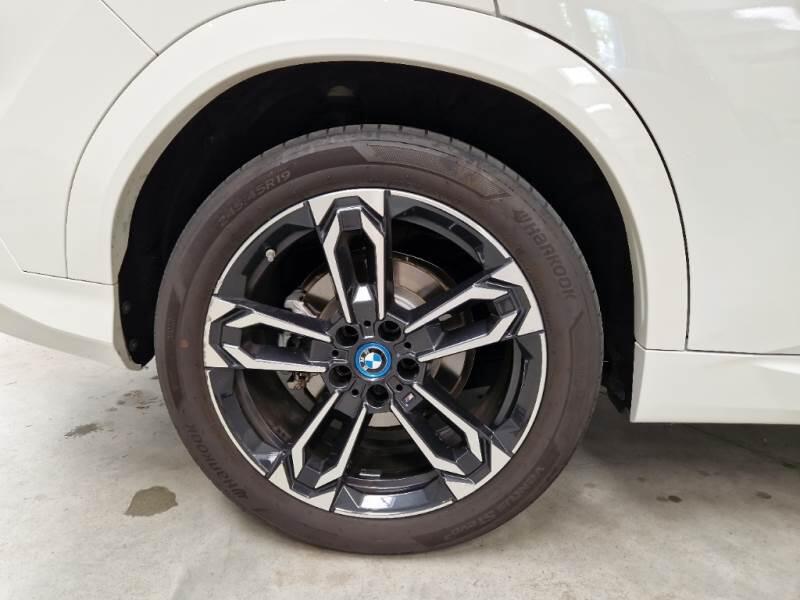BMW IX2 SUV EDRIVE 20 M SPORT - foto 18