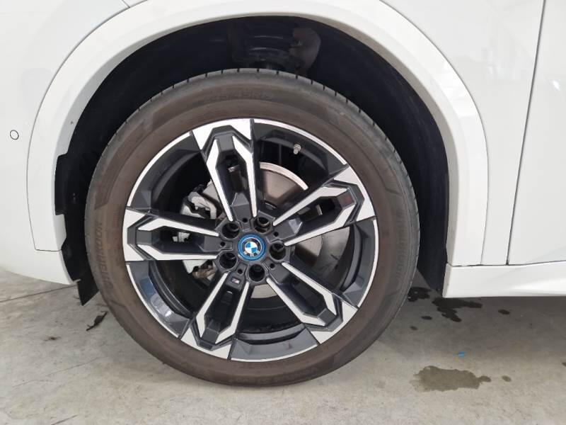BMW IX2 SUV EDRIVE 20 M SPORT - foto 20