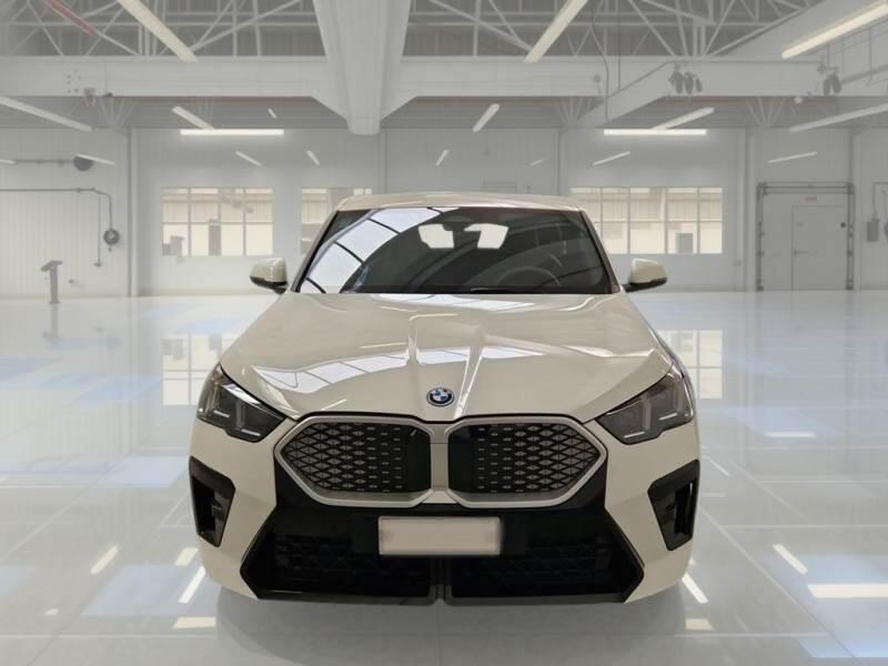 BMW IX2 SUV EDRIVE 20 M SPORT - foto 6