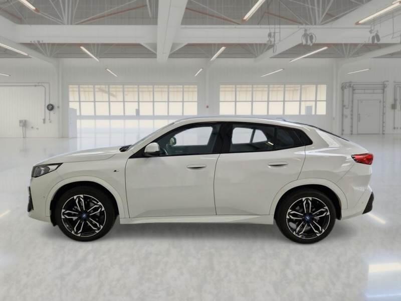 BMW IX2 SUV EDRIVE 20 M SPORT - foto 8