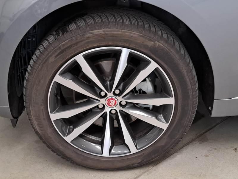 Jaguar F-Pace SUV 2.0D D204 R-DYNAMIC S AUTO 4WD - foto 20
