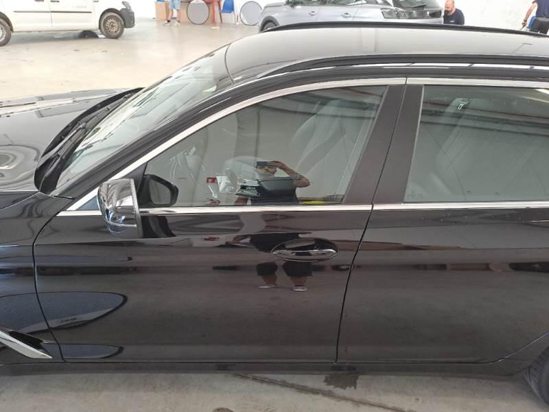 BMW Serie 5 STATION WAGON 518D BUSINESS TOURING - foto 31