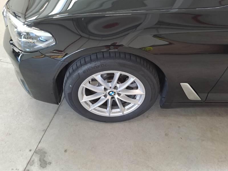 BMW Serie 5 STATION WAGON 518D BUSINESS TOURING - foto 33