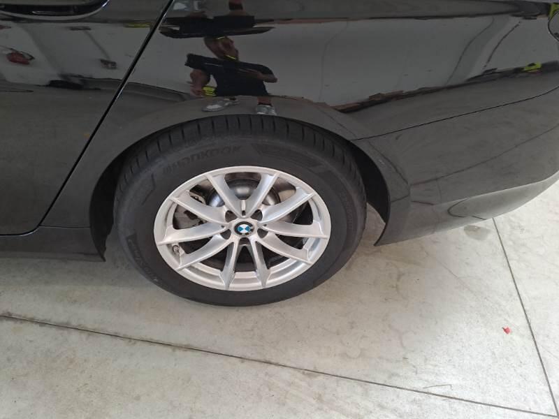 BMW Serie 5 STATION WAGON 518D BUSINESS TOURING - foto 35