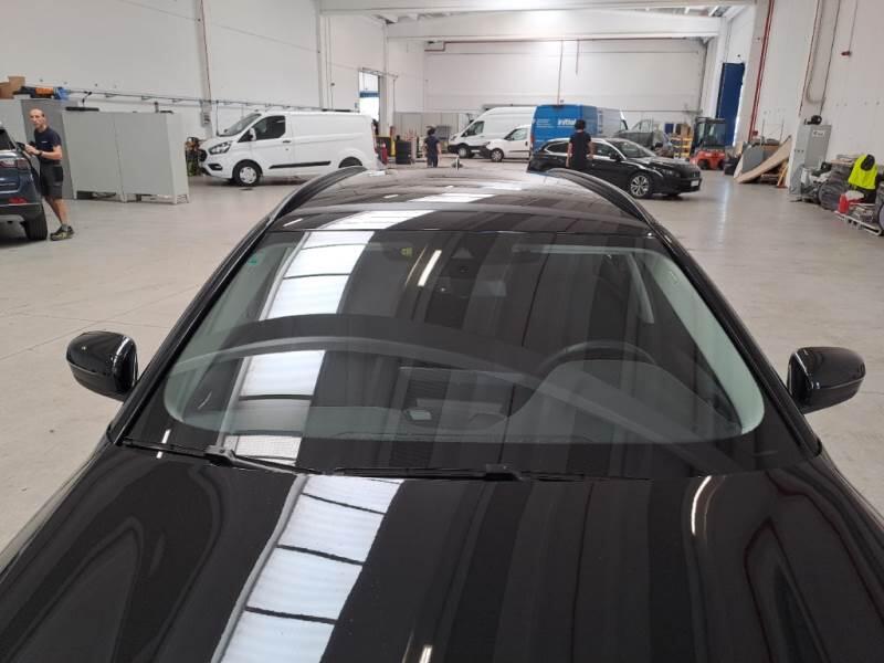 BMW Serie 5 STATION WAGON 518D BUSINESS TOURING - foto 10
