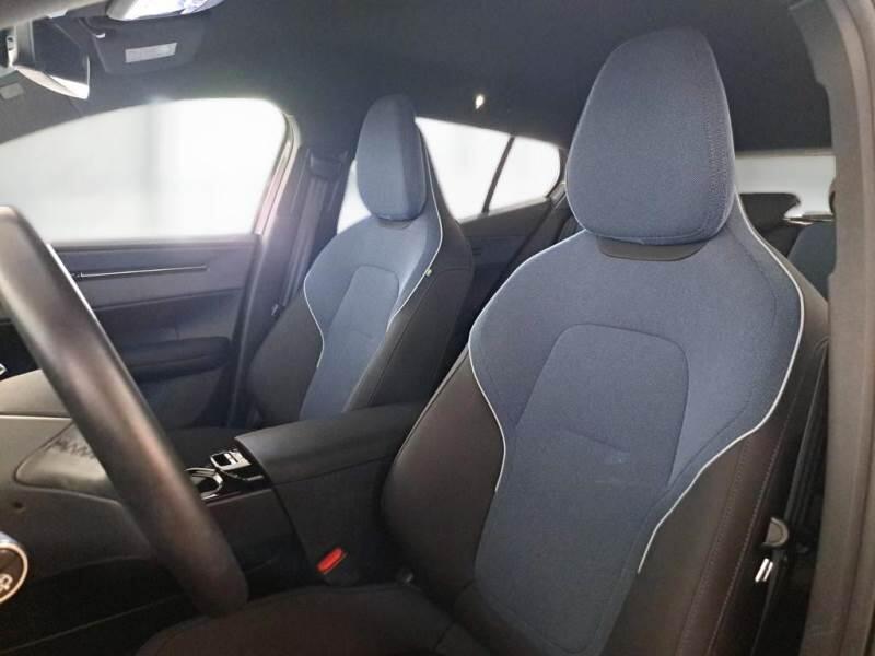 Volvo EX30 SUV SINGLE MOTOR EXTENDED RANGE PLUS - foto 11