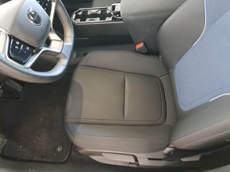 Volvo EX30 SUV SINGLE MOTOR EXTENDED RANGE PLUS - foto 12