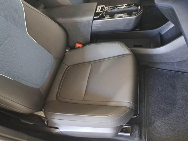 Volvo EX30 SUV SINGLE MOTOR EXTENDED RANGE PLUS - foto 14