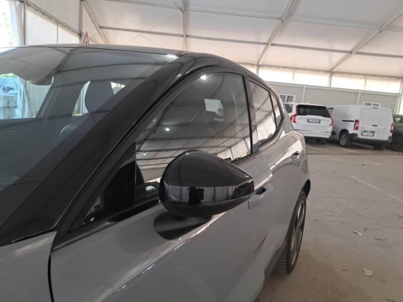 Volvo EX30 SUV SINGLE MOTOR EXTENDED RANGE PLUS - foto 38