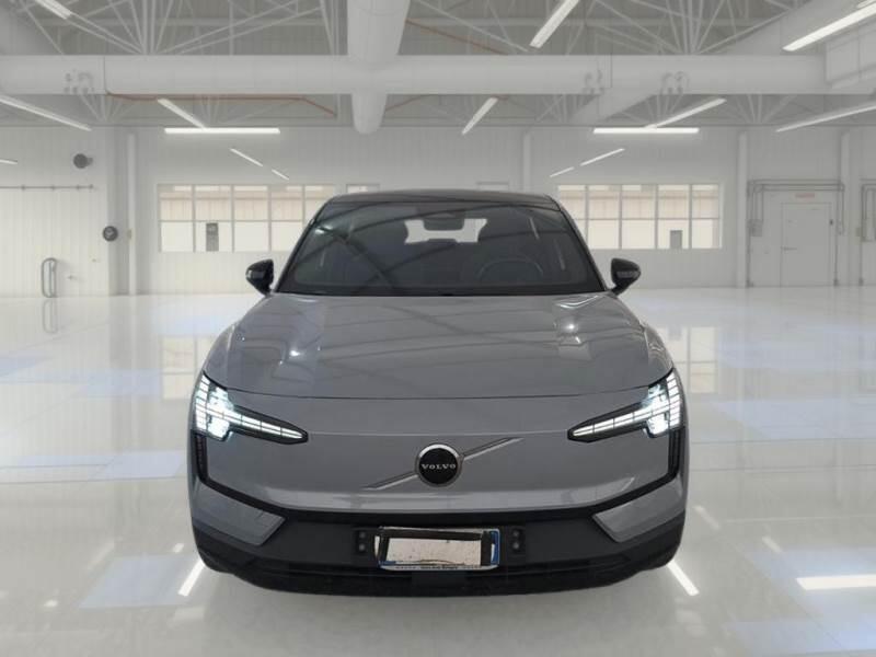 Volvo EX30 SUV SINGLE MOTOR EXTENDED RANGE PLUS - foto 6
