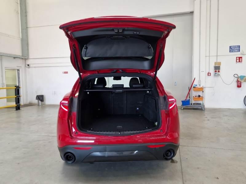 Alfa Romeo Stelvio SUV 2.2 TD 190 CV SPRINT AT8 Q4 - foto 5