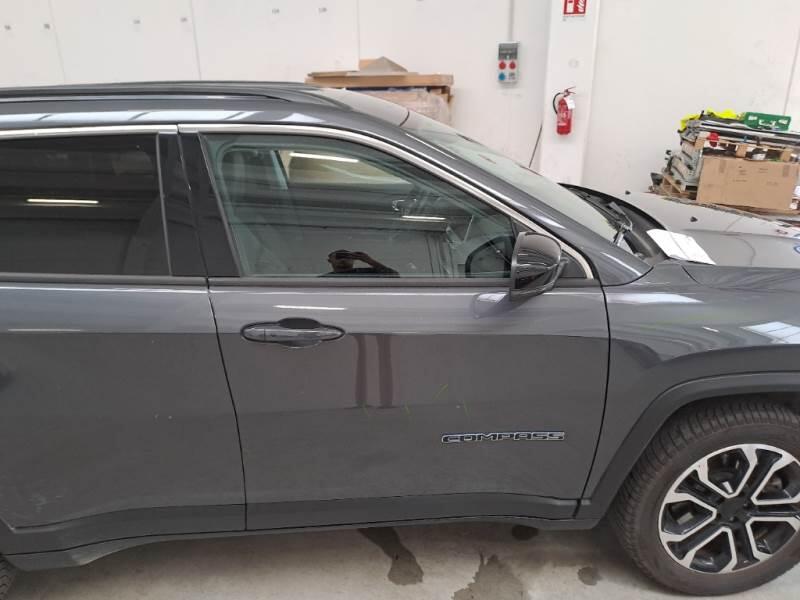 Jeep Compass SUV 1.3 T4 PHEV 190CV BUSINESS PLUS 4XE AUTO - foto 31
