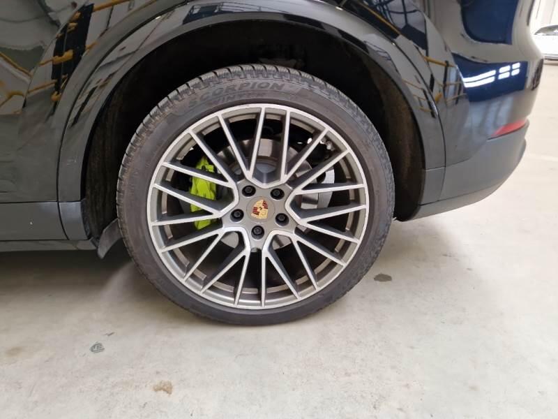 Porsche Cayenne SUV 3.0 V6 E-HYBRID PLATINUM EDITION - foto 51