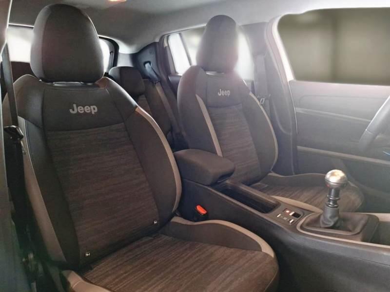 Jeep Avenger SUV 1.2 TURBO LONGITUDE - foto 13