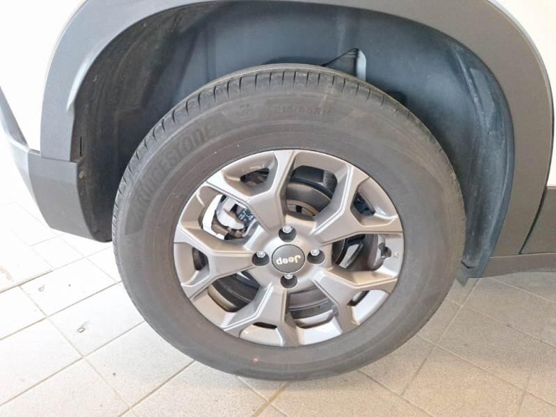 Jeep Avenger SUV 1.2 TURBO LONGITUDE - foto 18