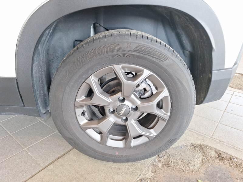 Jeep Avenger SUV 1.2 TURBO LONGITUDE - foto 19