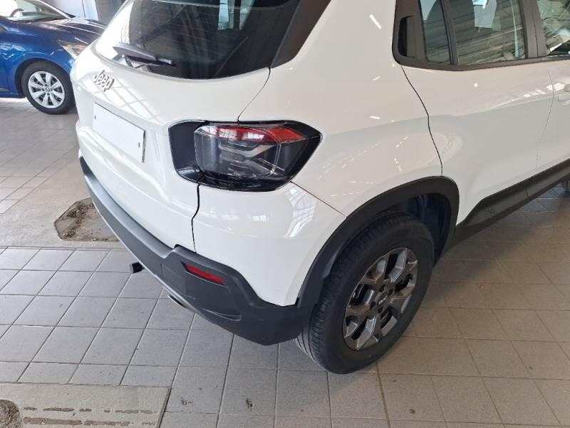 Jeep Avenger SUV 1.2 TURBO LONGITUDE - foto 27
