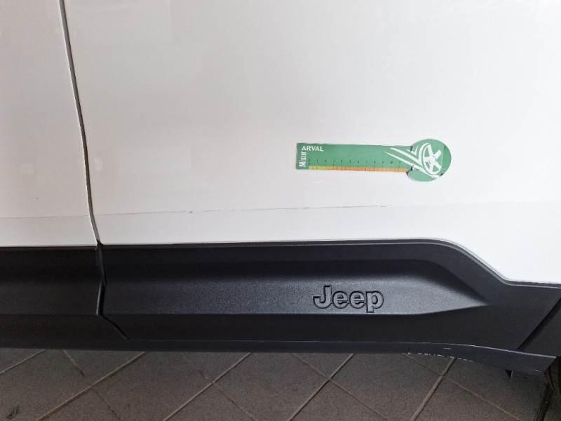 Jeep Avenger SUV 1.2 TURBO LONGITUDE - foto 38