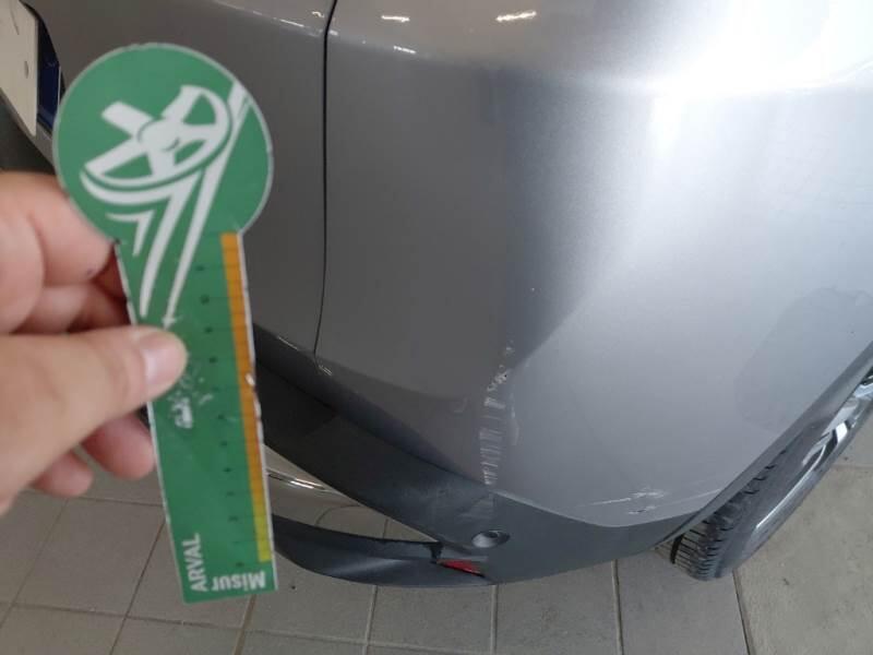 Peugeot 3008 SUV BLUEHDI 130 EAT8 SeS ALLURE - foto 40