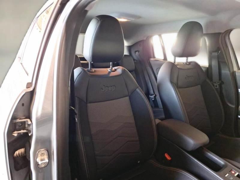 Jeep Avenger SUV 1.2 TURBO ALTITUDE - foto 13