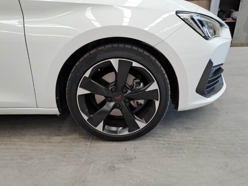 Cupra Leon BERLINA 1.4 E-HYBRID 150KW DSG - foto 17
