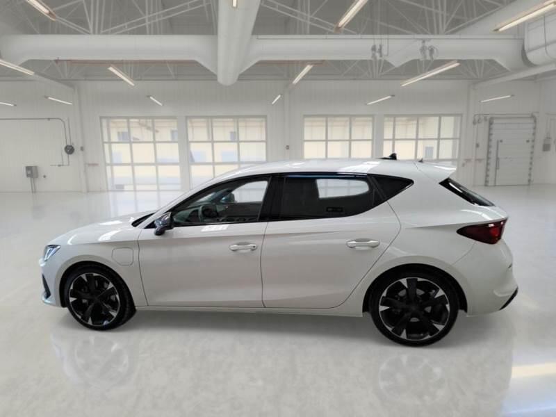 Cupra Leon BERLINA 1.4 E-HYBRID 150KW DSG - foto 8