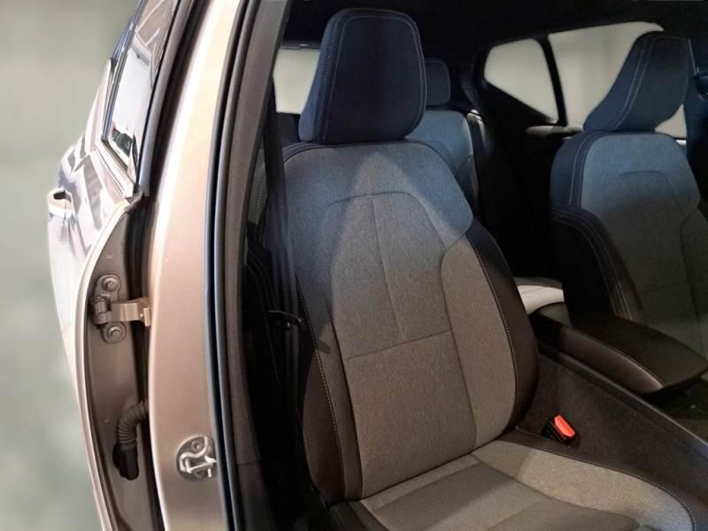 Volvo XC40 SUV T5 RECHARGE PLUG-IN AUTO CORE - foto 13